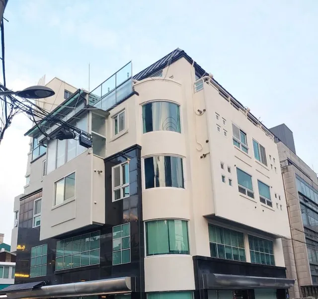 돌마홍대 게스트하우스