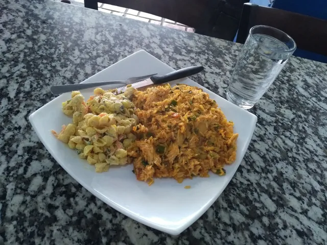 Soda y Cafetería Más Café