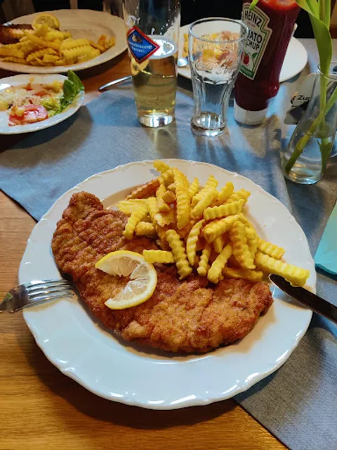 Bauer Wirt Mittich und EinkaufsZentrumMittich- shopping (s)mall 24/7