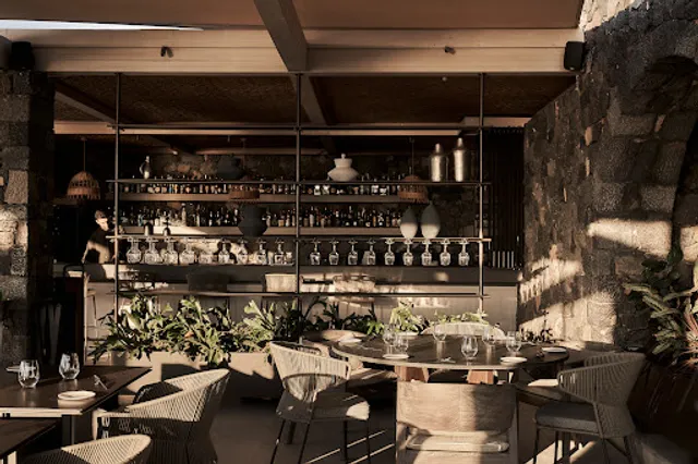 Elements Restaurant Bar