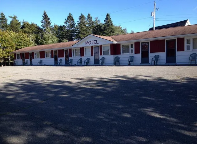Webbers Lake Charlotte Motel