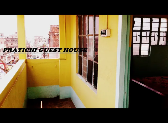 Pratichi Guest House