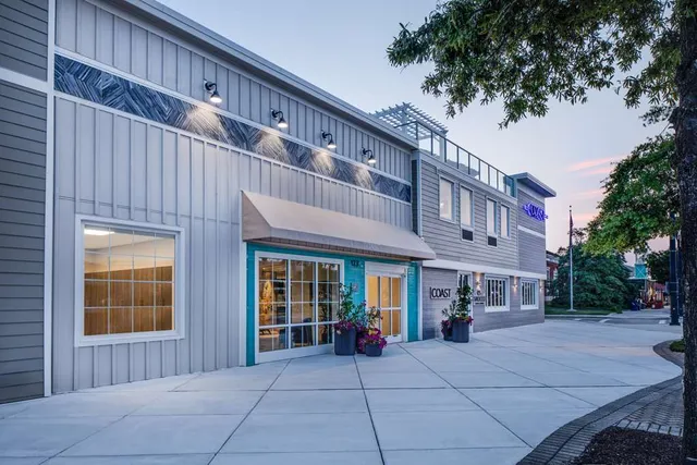 Coast Rehoboth Beach, Tapestry Collection by Hilton