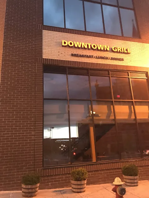 DOWNTOWN GRILL