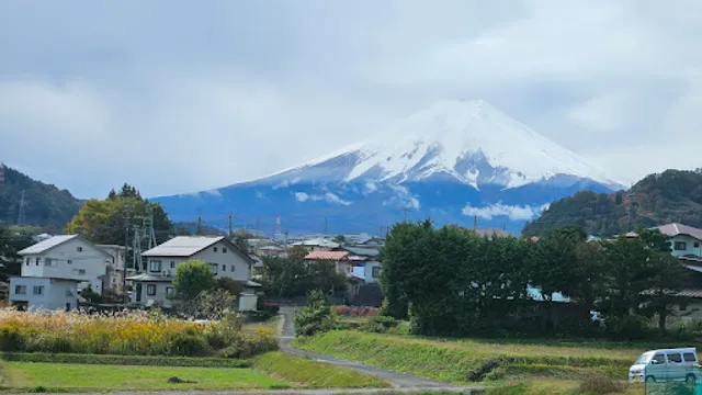 Kamikurechisengen Shrine