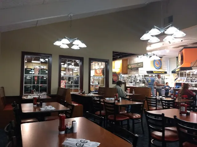 Golden Corral Buffet & Grill