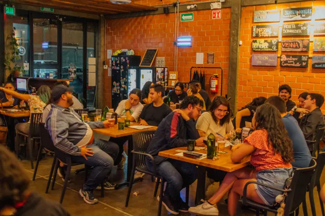 Cervecería Cuatro Palos