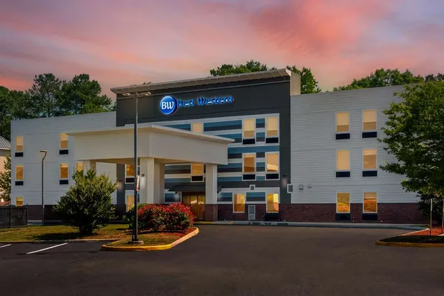 Best Western Doswell Hotel