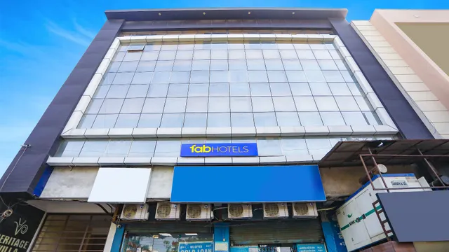 FabHotel Heritage Villa - Hotel in Kalyanpur, Kanpur