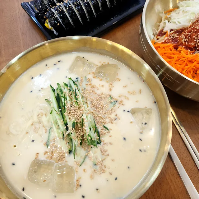 남천용이칼국수