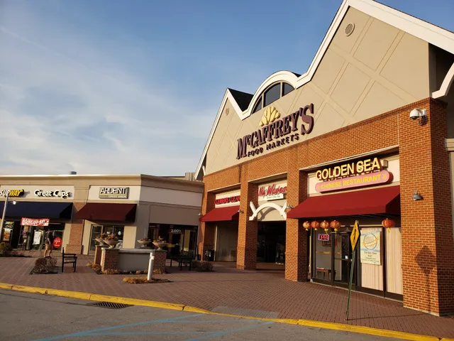 Center Square Shopping Center