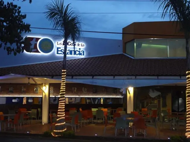 Los Tacos y Pizzas de La Estancia