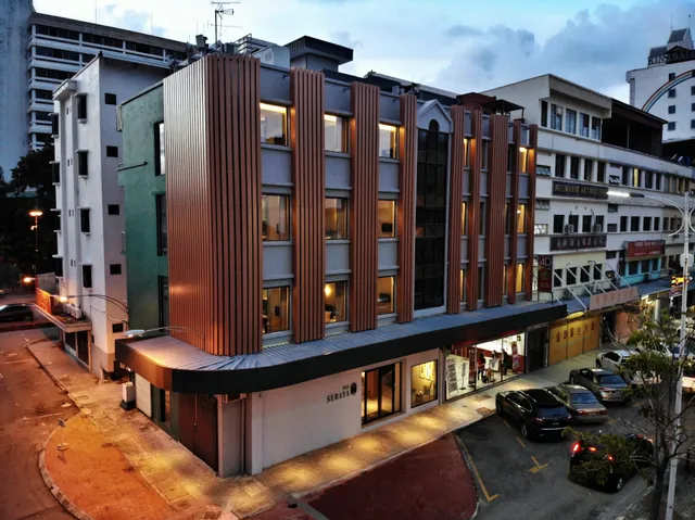 THE SERAYA HOTEL