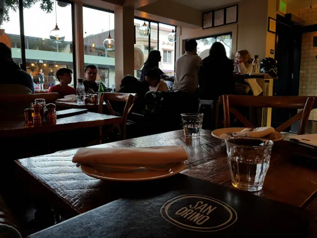 Sandrino Pizza & Vino