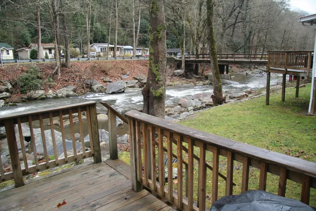 River View Cabins