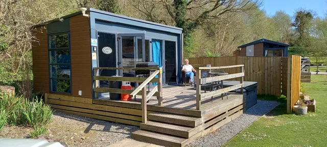 Herons Lake Retreat Lodges