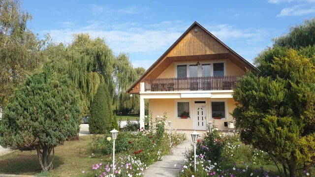 Fancsika Vendégház/Guesthouse MA22050599