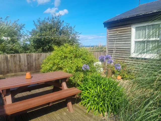 Keel Lodges (Cottages)