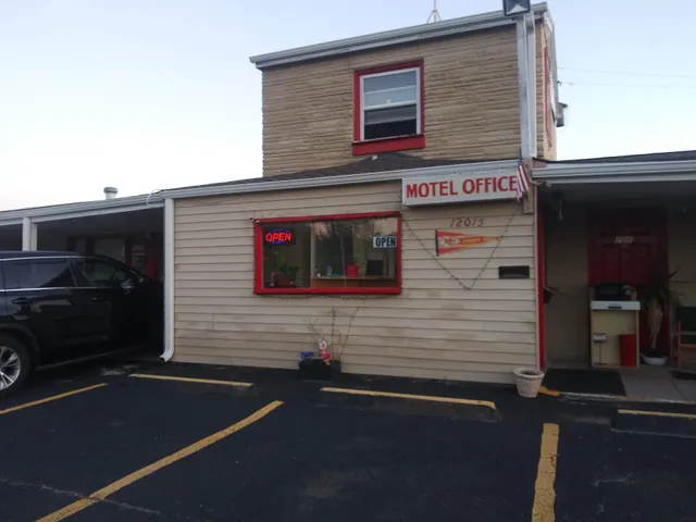 Frontier Motel