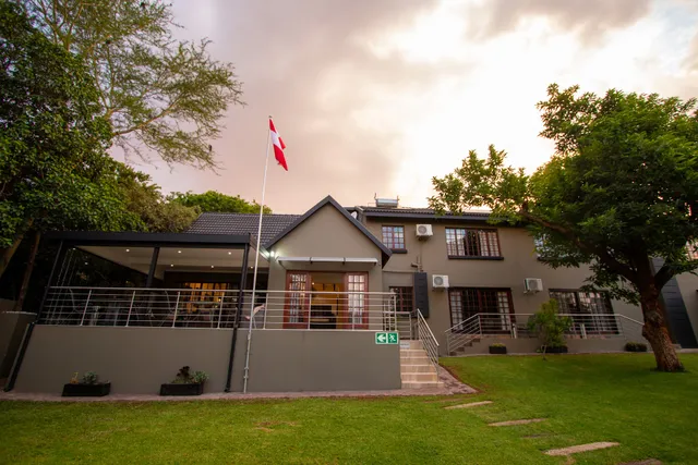 CASA ALBERGO GUEST HOUSE