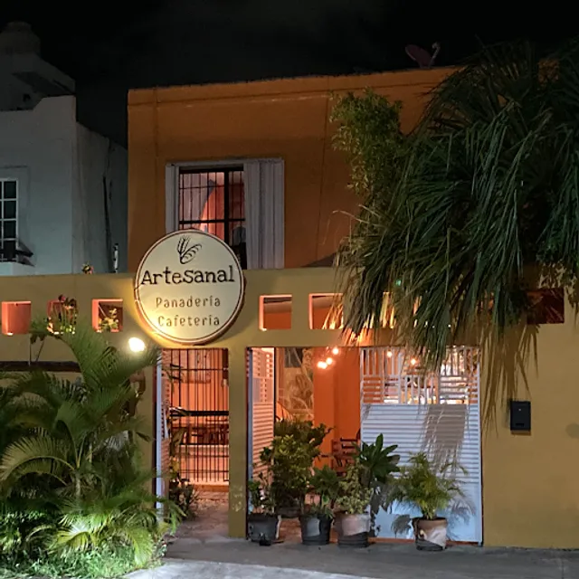 Artesanal Panadería - Cafetería