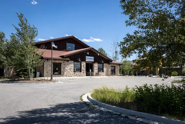 Fishwest Fly Shop - Kamas