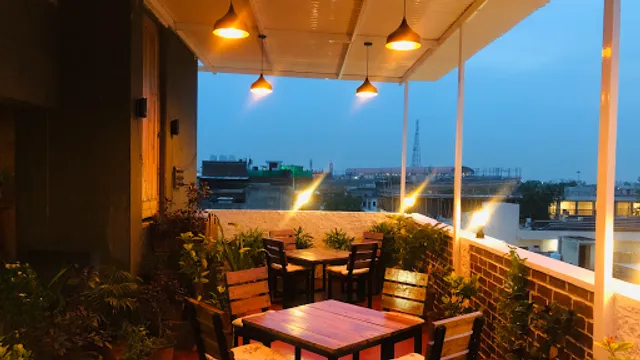 Rooftop Restaurant at Hotel Classic Inn