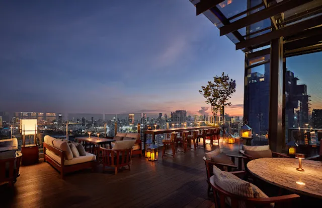 Spectrum Lounge & Bar