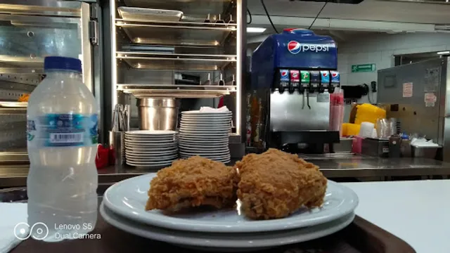 KFC - Raya Darmo