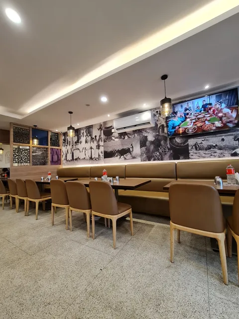 Dindigul Thalappakatti Restaurant-Wattala