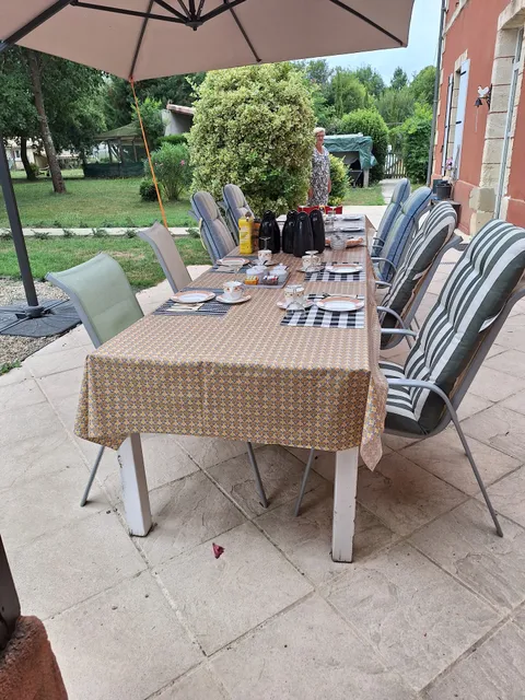 MAISON SARRAU Plovie Luc