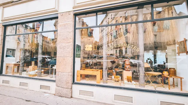 Les Esthètes - Boutique de mobilier et décoration de seconde-main sélective + Service de vide-maison / débarras