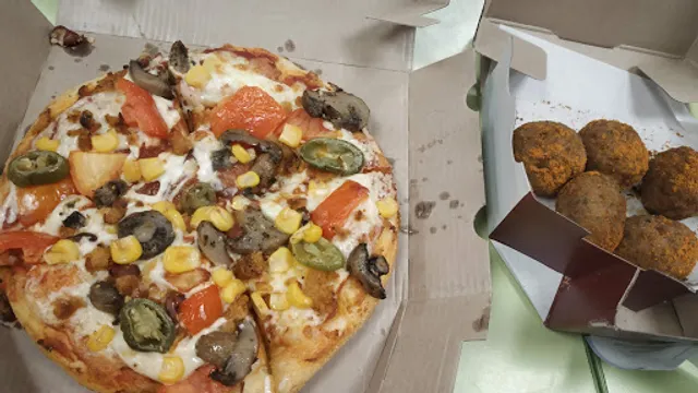 Domino's Pizza | Six Mile, Guwahati