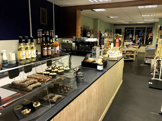 Wags & Whiskers Canine Cafe