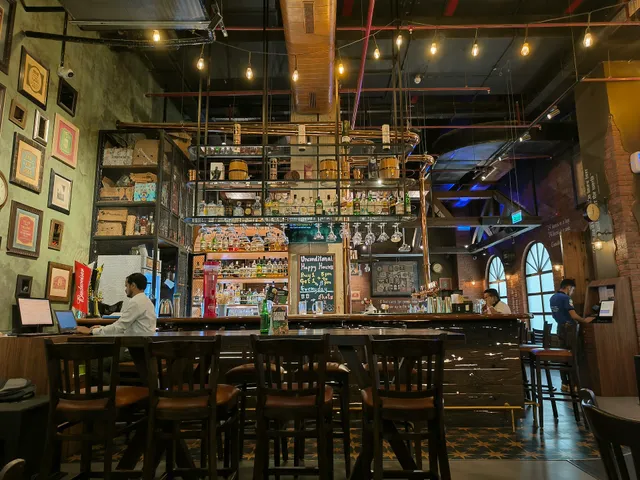 The Irish House, Phoenix Millenium, Pune