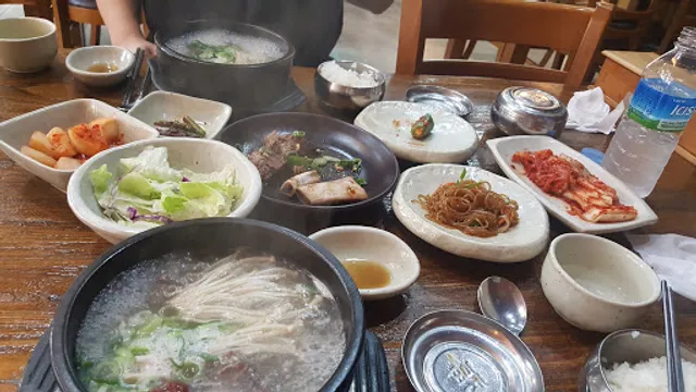 곽만근갈비탕 인천청라점