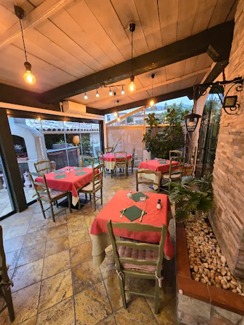 Auberge les Arômes - Hôtel Restaurant