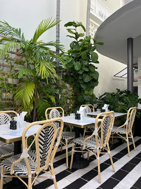 Café Bastille Miami Beach