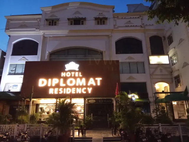 Hotel Diplomat Residency, Bareilly