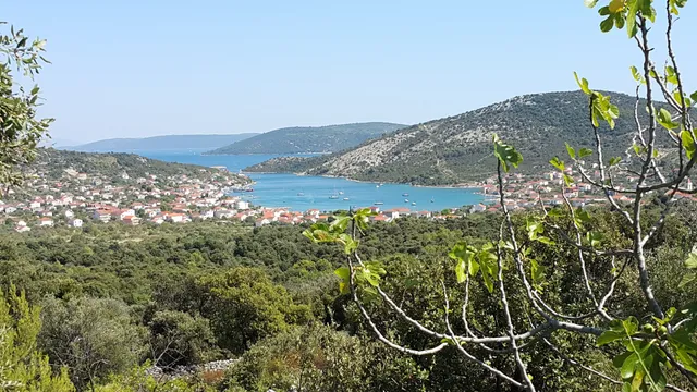 Apartments Granda Vinišće