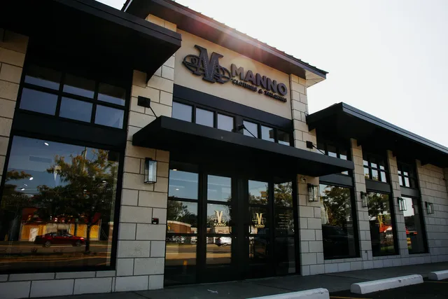 Manno Clothing & Tailoring of Plymouth Michigan