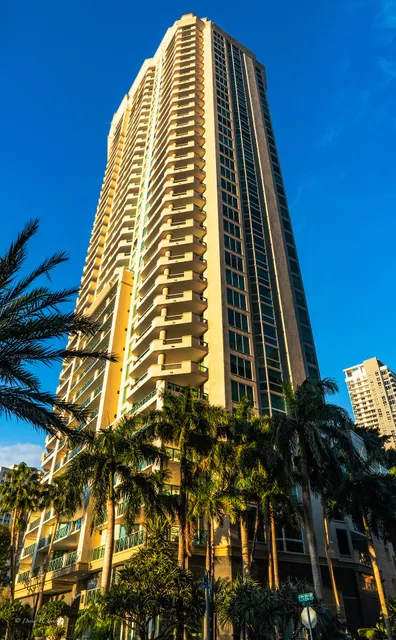 The Las Olas Grand Condominium