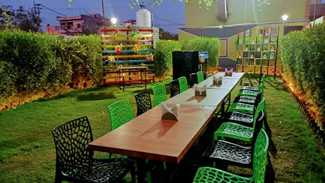 Bikaneri Maharaj Garden Restaurant