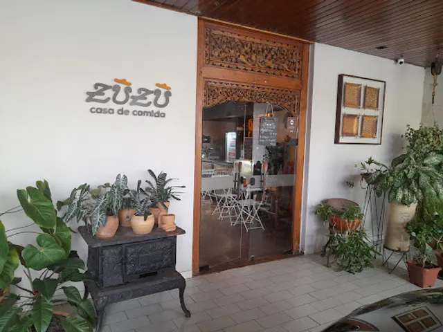 Zuzu Casa de Comida