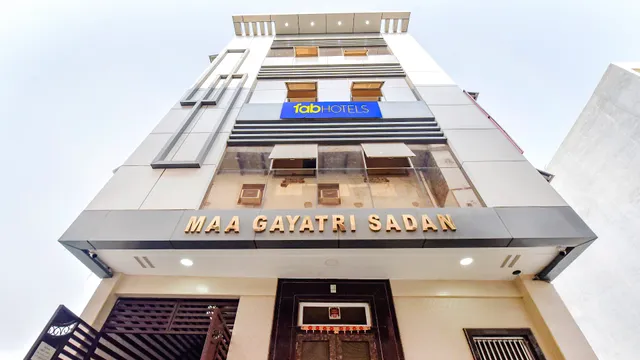 FabHotel Maa Gayatri Sadan