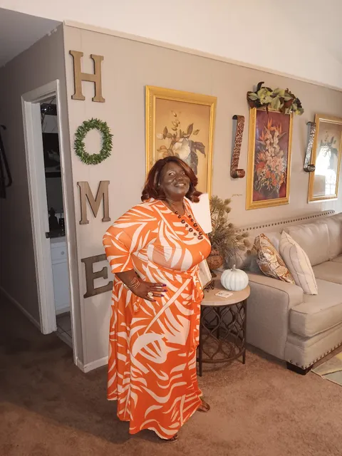 Roses Discount Store