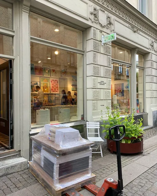 Scandinavian Art & Design