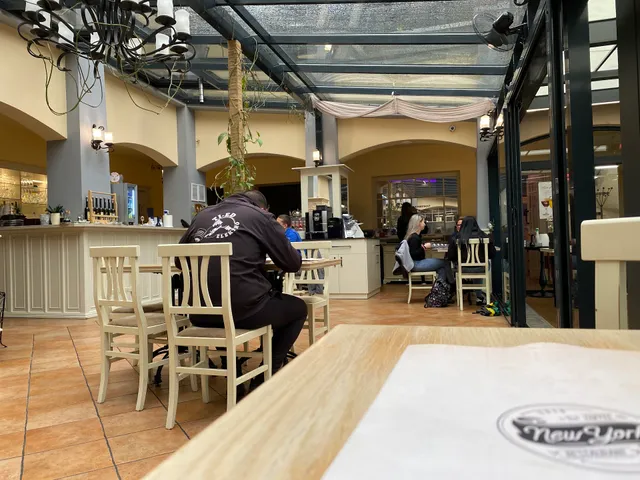 New York Coffee & Restaurant