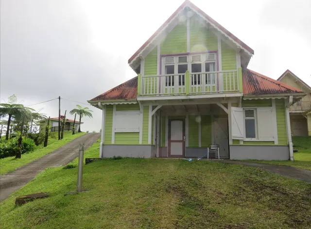 INN OF THE MOUNTAIN PELEE