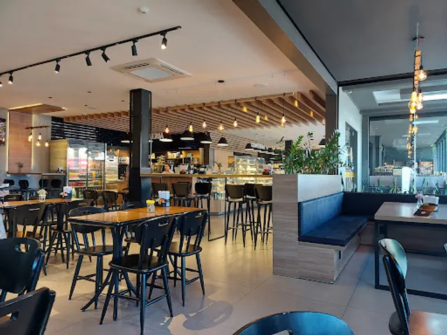 Padaria e Confeitaria Lanz